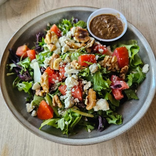 Walnut & Gorgonzola Salad.